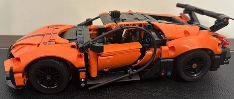 LEGO® Technic Bugatti Chiron Pur Sport Hypercar 42222 (P03063975)