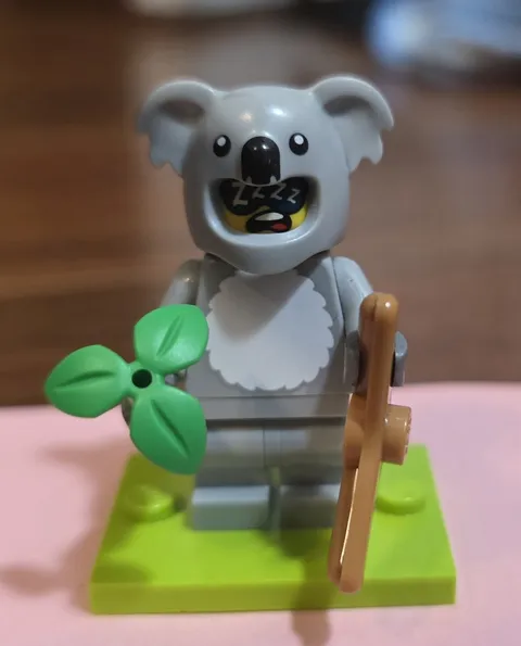 🐨🌿 LEGO Collectible Minifigure Koala Costume Character w/ Eucalyptus Boomerang