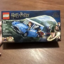 New LEGO Harry Potter Flying Ford Anglia Buildable Car Toy With 2 Mini Figures