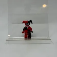 LEGO DC Super Heroes Harley Quinn Minifigure Classic Red Black Jester Outfit