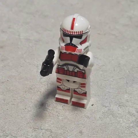 NEW LEGO Star Wars Phase 2 Clone Trooper Minifigure (sw1305) from 75372 W/gun