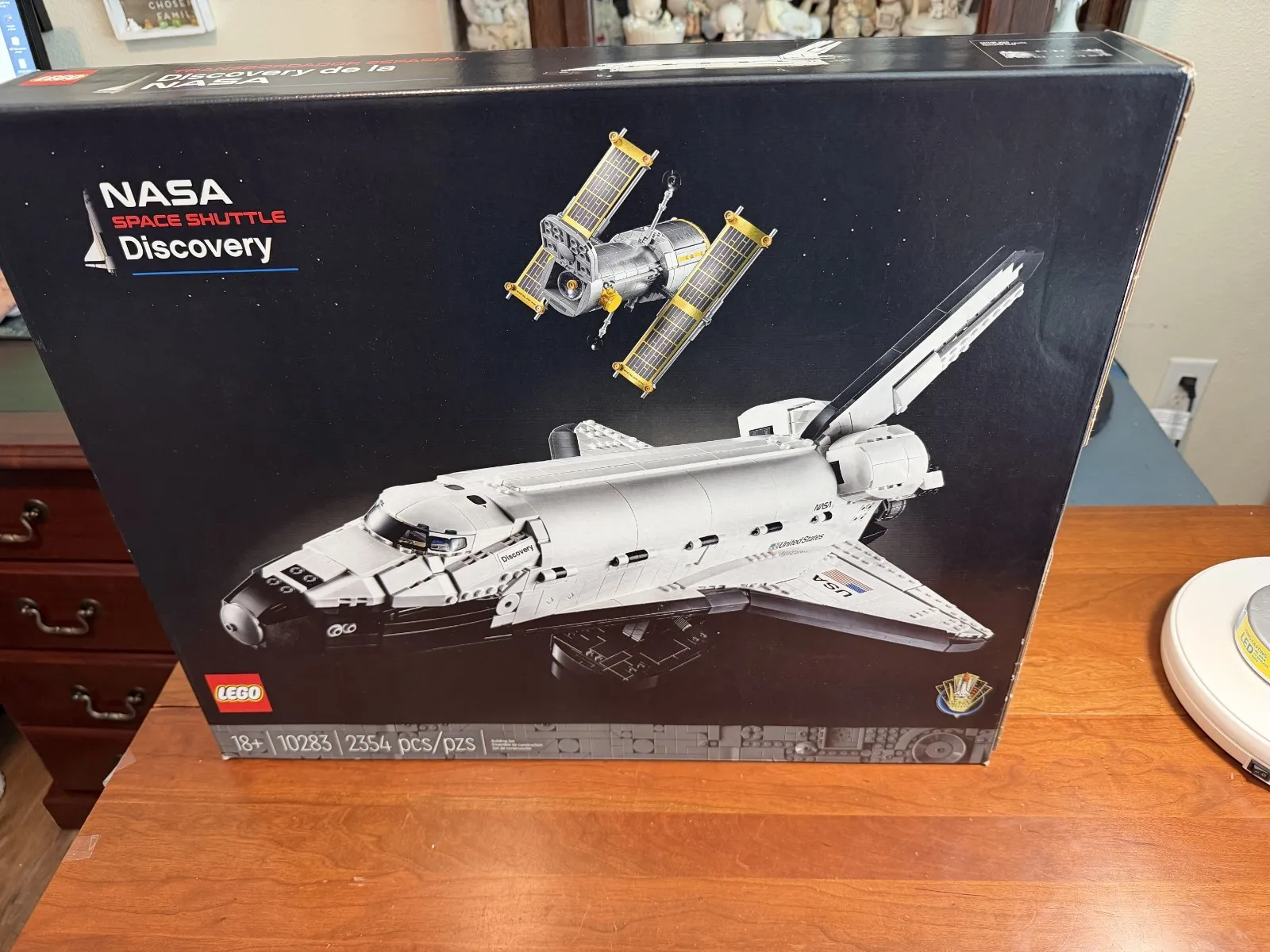 LEGO 10283 *** NASA SPACE SHUTTLE DISCOVERY EMPTY BOX *** NO MANUAL
