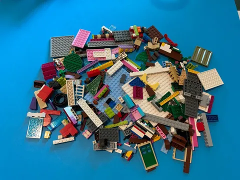 LEGO 1LB Bulk Lot. Unsorted, Unchecked, Random Assorted Pieces. L1-2