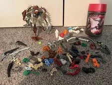 LEGO Bionicle 8904 Piraka AVAK Figure (Nearly Complete) + Bioncile Piece Lot!