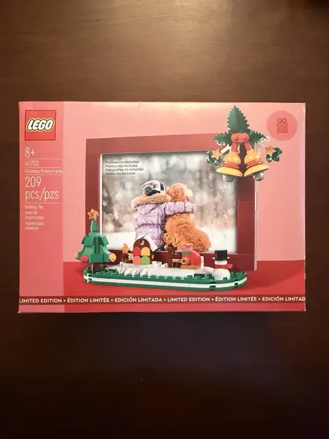 LEGO Christmas Picture Frame 40702 Limited Edition Retired Set Brand New Sealed