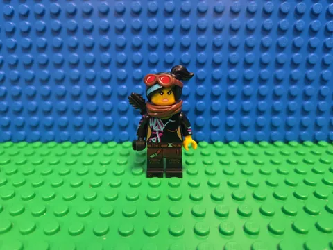 LEGO Movie Lucy Wyldstyle Minifigure tlm117 30527 70827 70830 70831 CMF Lot HTF 