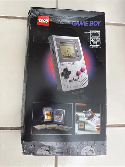 NEW IN OPEN BOX LEGO: Nintendo Game Boy - 72046 - 421 pieces 18+