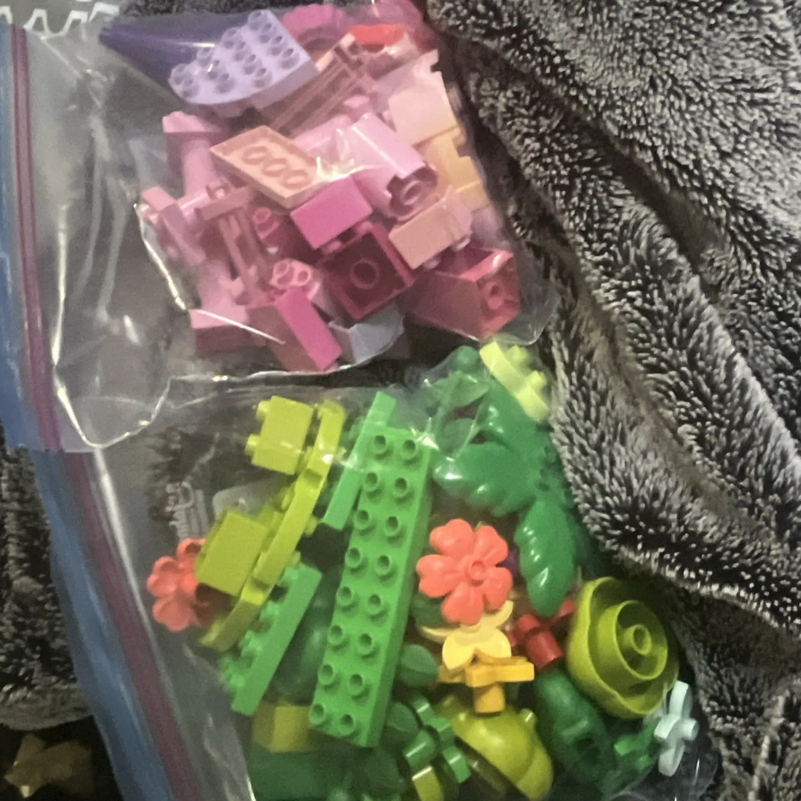 LEGO Pink Set & Plant Flower Pieces Lot !!