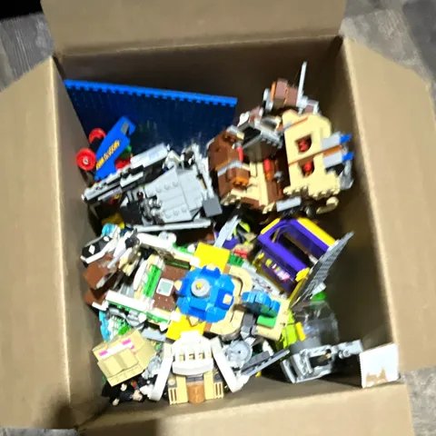LEGO Bulk Mixed Bricks Parts & Pieces Lot w/ DC, Star Wars, and Mario etc.