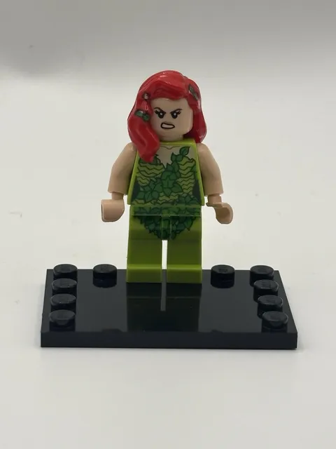 LEGO Poison Ivy DC Super Heroes Minifigure SH010 10937 76035 6860 Authentic