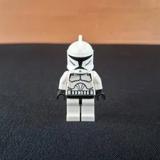 Lego Star Wars Clone Jet Trooper Phase 1 Minifigure sw0233 from 7748