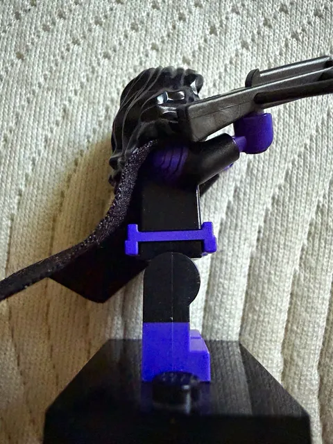 LEGO Minifigures Black & Purple Archer Minifigure w/ Cape Crossbow Display Base