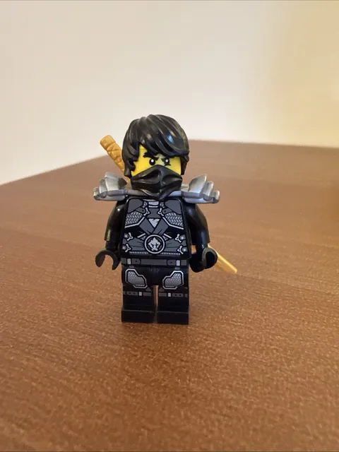 OFFICIAL LEGO Ninjago Stone Armor Cole Minifigure 2016