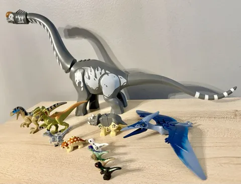 LEGO Jurassic World Dinosaurs Lot Of 11 Titanosaurus, Pteranodon, Raptors & MORE