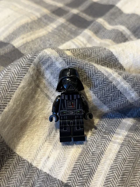 LEGO Star Wars Minifigure - Darth Vader  sw1106 Final Duel No Cape