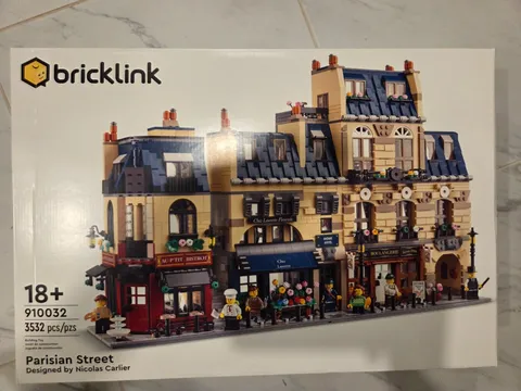 LEGO:Bricklink Designer Program: Parisian Street 910032 New Sealed Box. Retired.