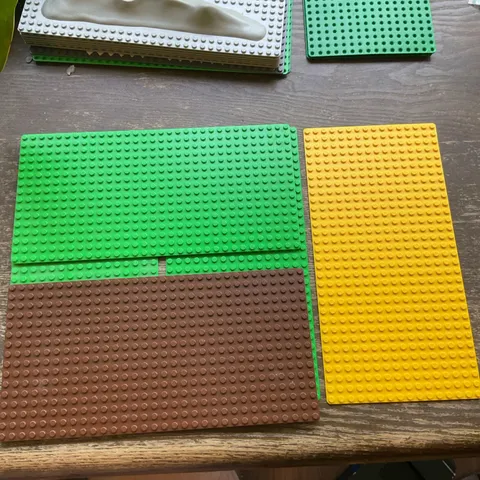 LEGO 16x32 Baseplate Lot of 5 Green Yellow Brown 5" x 10"
