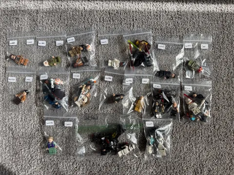 LEGO Star Wars 35+ Minifigure Lot – Kylo Ren, Phasma, Snoke, Qui-Gon, Leia