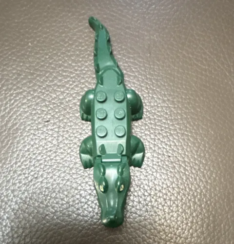 LEGO Green Crocodile/Alligator Animal Figure Plastic Piece Set Crocodile