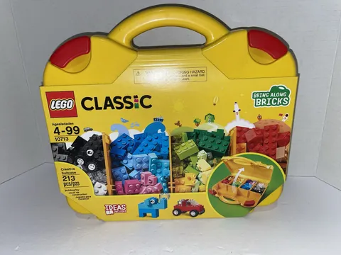 LEGO CLASSIC: Creative Suitcase (10713)