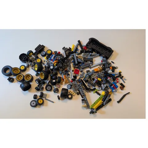 LEGO Technic Bulk Lot Multicolor Mixed Wheels Gears Axles Chassis Parts