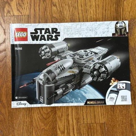 LEGO STAR WARS 75292 The Razor Crest From Mandalorian Instruction Manual