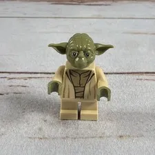 LEGO Star Wars Yoda Minifigure sw0707 Jedi Master Olive Green Used