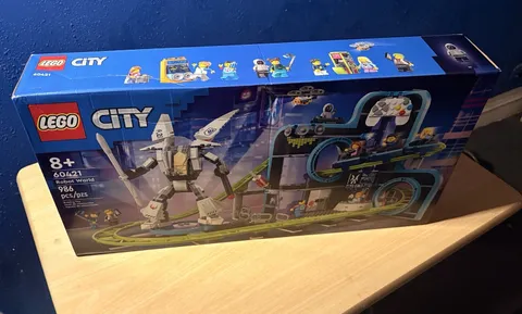 LEGO CITY: Robot World Roller-Coaster Park (60421)  Sealed, Retired