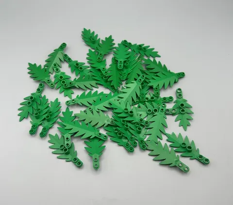 LEGO Part 6148  Plant Tree palm leaf small 8x3 green 40 pieces bulk lot