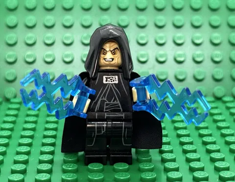 LEGO Star Wars Emperor Palpatine SW0595 Minifigure