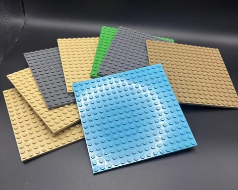 Lot of 8 LEGO 16x16 Baseplates Tan Gray Grey Green Blue