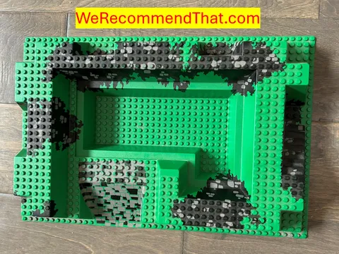 LEGO Baseplate Raised (6261px1) 32 x 48 x 6 with Center Pit w/ Stones (6090)