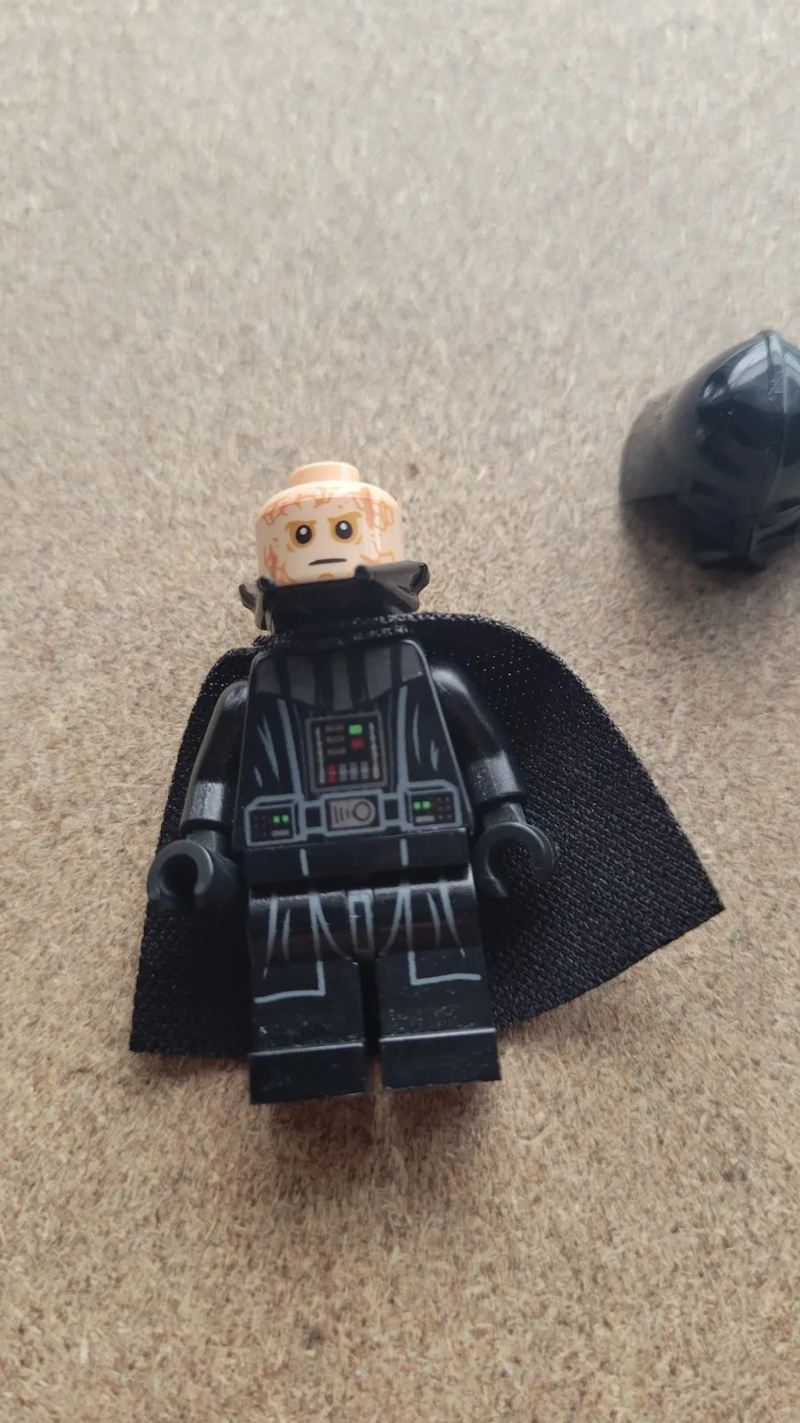 Lego Darth VADER Star Wars Minifigure 75183 Used Good