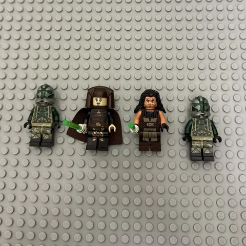 LEGO Star Wars Minifigure: Luminara Unduli, Quinlan Vos, Clone Commander Gree 