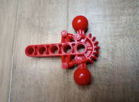 1 Bionicle  Red Lower Torso 47306 Genuine Lego part hips 7 tooth half gear IRL