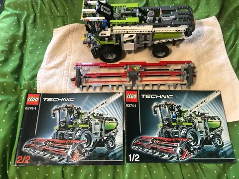 Lego 8274 Technic Harvester 100% complete including manuals 