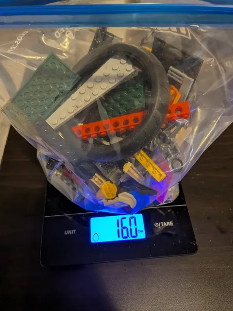 LEGO Bulk 16oz Lot 9