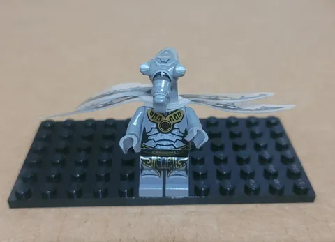 Lego Geonosian Zombie 9491 with Wings Star Wars Minifigure
