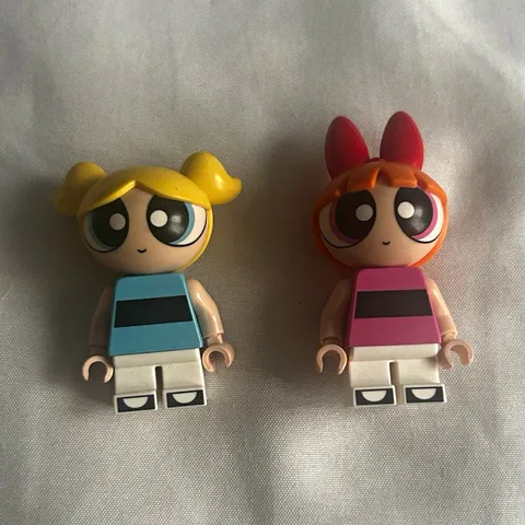 LEGO Dimensions Powerpuff Girls Minifigures Bubbles & Blossom Lot of 2