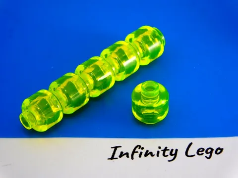 6 LEGO Transparent Neon Green Minifigure Head (3626 88475) 6 Pieces