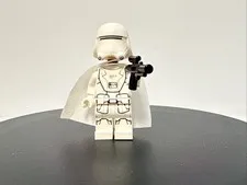 Lego First Order Snowtrooper 75249? with Cape Episode 9 Star Wars Minifigure