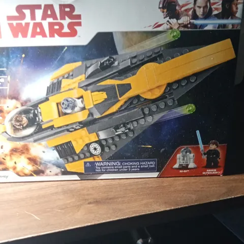 LEGO Star Wars 75087 Anakin's Custom Jedi Starfighter 370pc Boxed Set
