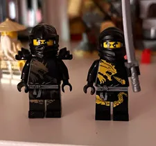 LEGO NINJAGO Cole DX Real and UV printed versions