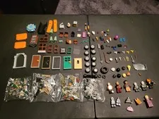 LEGO Minifigure Accessories & Parts Lot