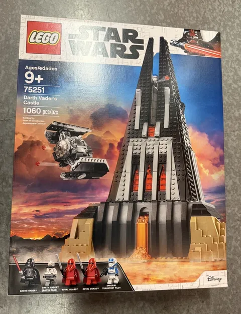 UNOPENED NEW! LEGO Star Wars: Darth Vader's Castle (75251)