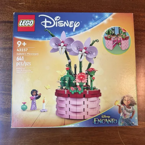 LEGO Disney Encanto Isabella's Flowerpot Set 43237 636 Pieces New But Open Box