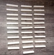 31 pieces White Genuine Lego 1 x 8 Bricks part 3008 WYSIWYG IRL u get 31 pieces