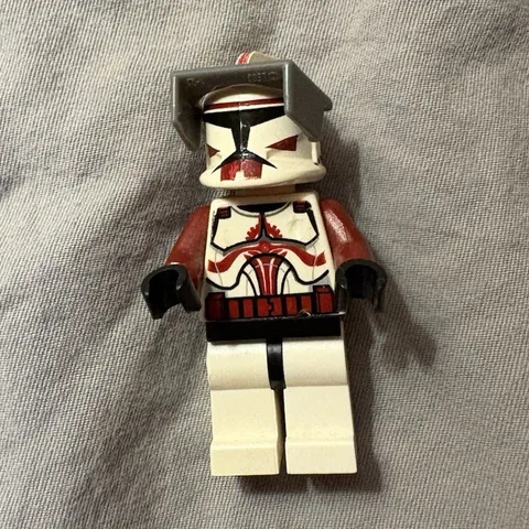 LEGO Star Wars Commander Fox rare misprint torso. Read description!