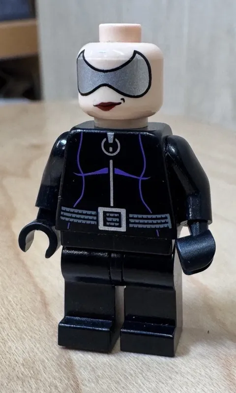 LEGO Batman 2006 Original Catwoman(Missing Original Mask) (7779)