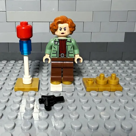 LEGO STAR WARS Colonel Ward Minifigure w/ Short Blaster